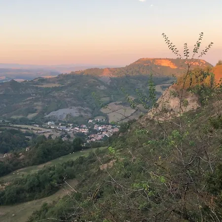 Gite Aux Tourterelles Tournemire (Aveyron)