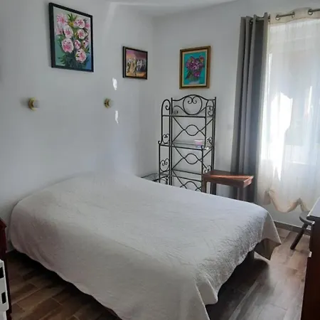 Gite Aux Tourterelles Guest house 3*